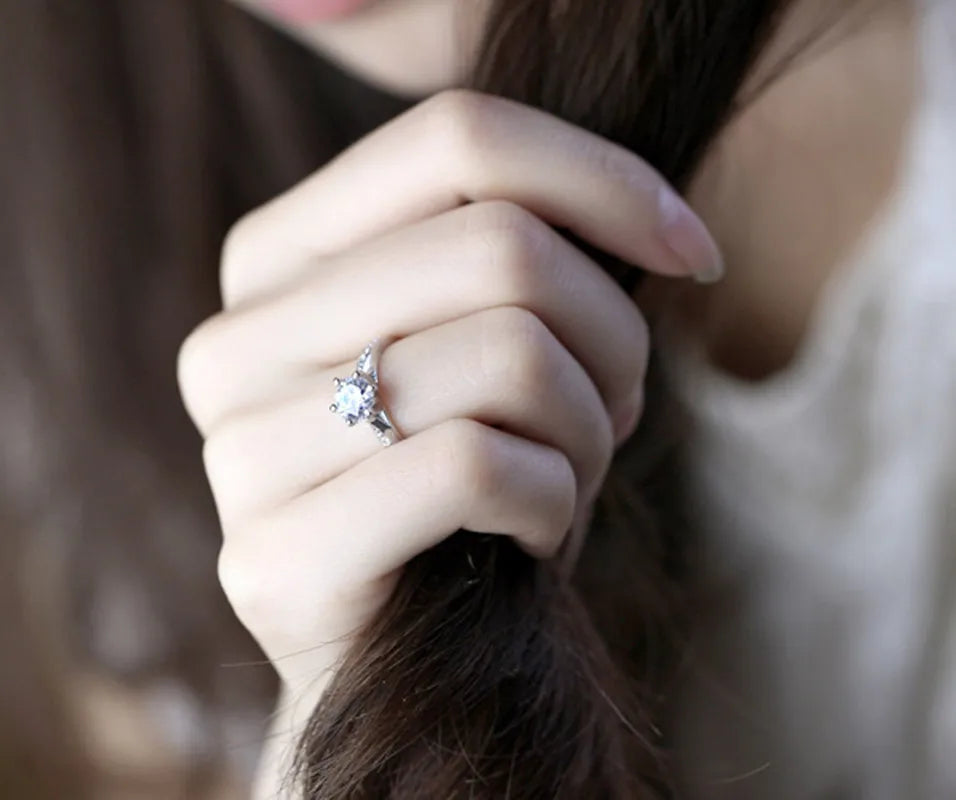 Diamond Ring for Women 925 Sterling Silver – Luxury Six Prong Engagement Ring